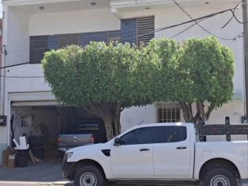 Remato casa sin posesión en sector libertad, Guadalajara