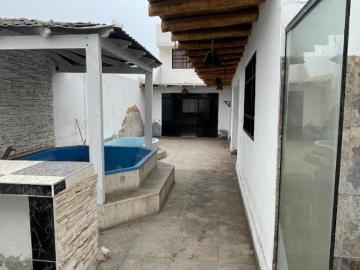 Remato amplia casa en playa arica lurin