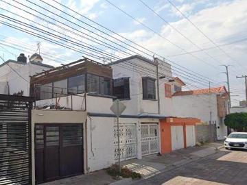 Remate Bancario Casa en Lomas del Marqués Querétaro | Debajo de Valor Comercial