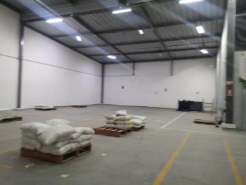 REMATE! LOCAL DE 1590 M2 EN CERRO COLORADO
