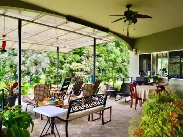 Remate! Por debajo de avalúo casa a orillas del rio en paso ancho | 3 recámaras por 376900.00 en Volcán