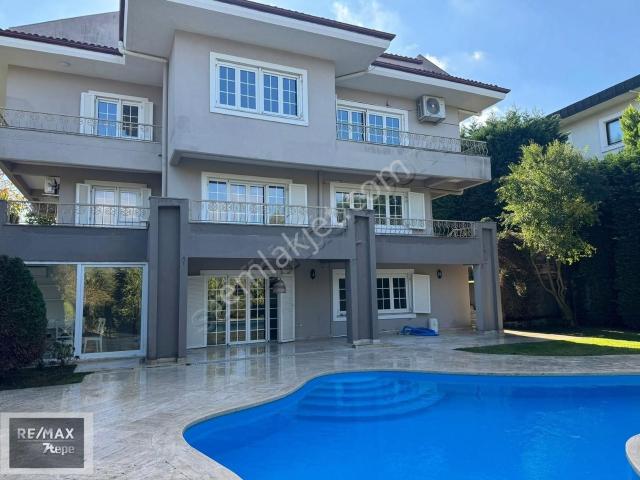 Re/max 7tepeden Acarkentte B Tipi Kiralık Villa