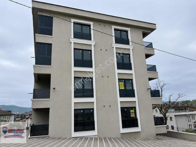 Remax Tan Yalova Çıftlıkköy'de Kıralık 1 + 1 Sıfır Daıre