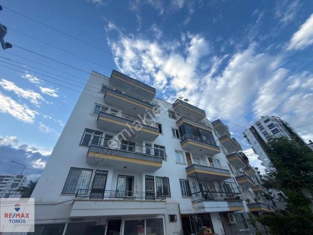 Remax Toros'tan Tece Kayısıkent Sitesi'nde Kiralık 3+1