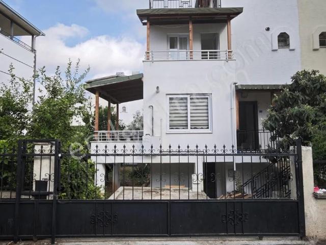 Remax Toros'tan Çağdaşkent'te Merkezi Konum Kiralık 4+1 Dubleks