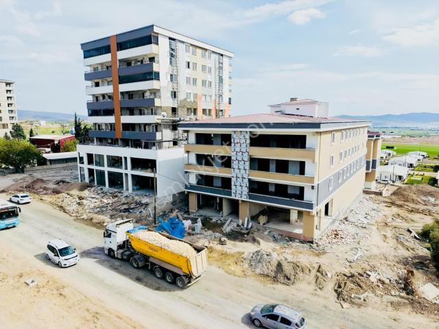 Remax Yeni Gayrimenkul´den En İşlek Cadde´de Kiralık Dükkan