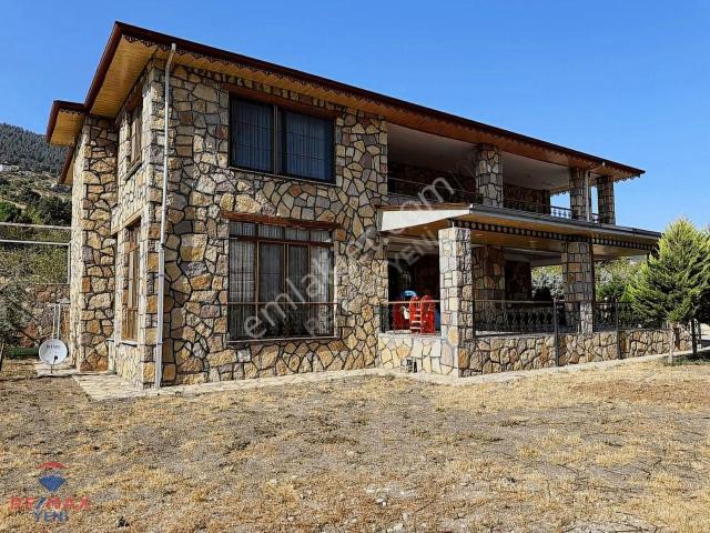 Remax Yeni'den Fırsat Ultra Lüks Taş Ev Villa