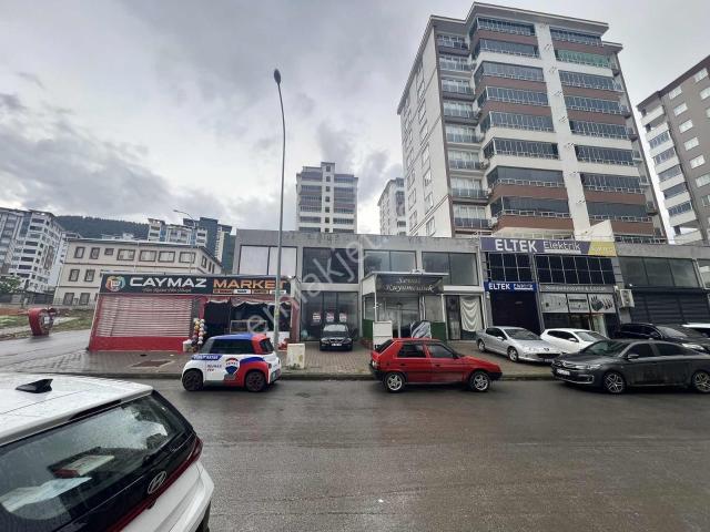 Remax Yeni'den Kiralık Dükkan