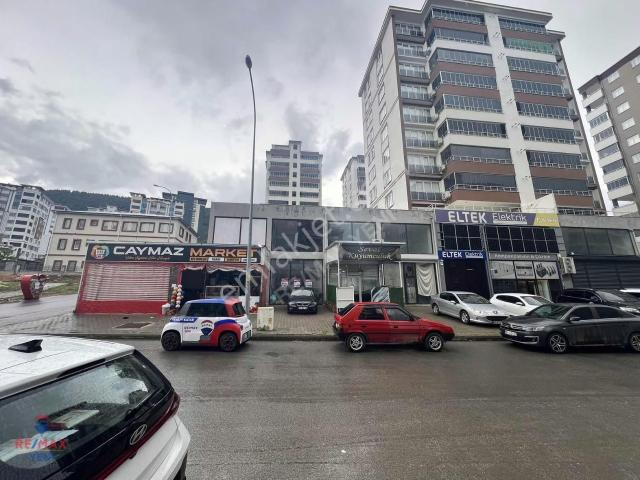 Remax Yeniden Üngüt De Kiralık Dükkan