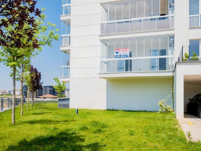 Re/max Advantage Shu 9 Balkan Nılüferıum Avm Cepheli Köşe Daire
