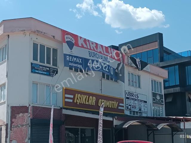 Remax Advantage'dan Kiralık Ofis Katı