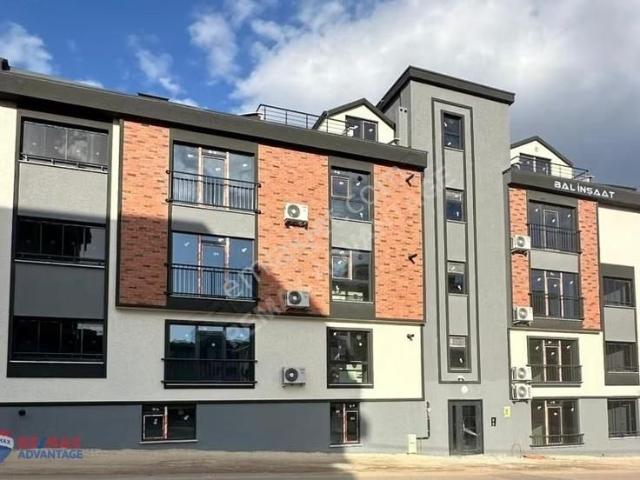 Remax Advantage'dan Sıfır Lüks Klımalı 1+1 Satılık Daıre