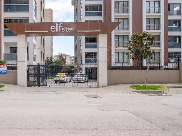 Remax Advantageden 23 Nisanda Site İçi Fırsat Daire