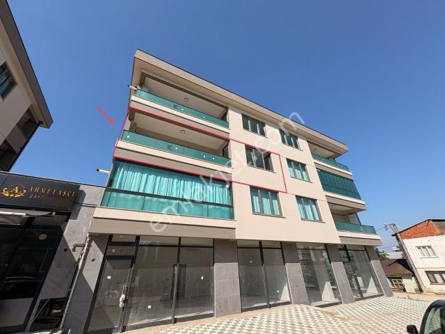 Remax Advantege'tan Yolçatıda Karnur İnşaatan Kiralık Geniş 2+1