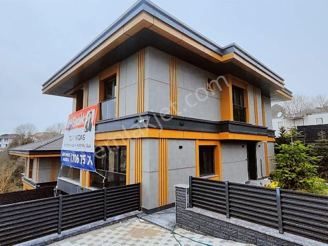 Re/max Anka'dan Balibey'de Oturuma Hazır Tripleks Lüks Villalar