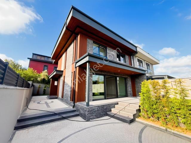 Remax Anka'dan Kumbaba Plaja Yakın A Plus Müstakil Satılık Villa