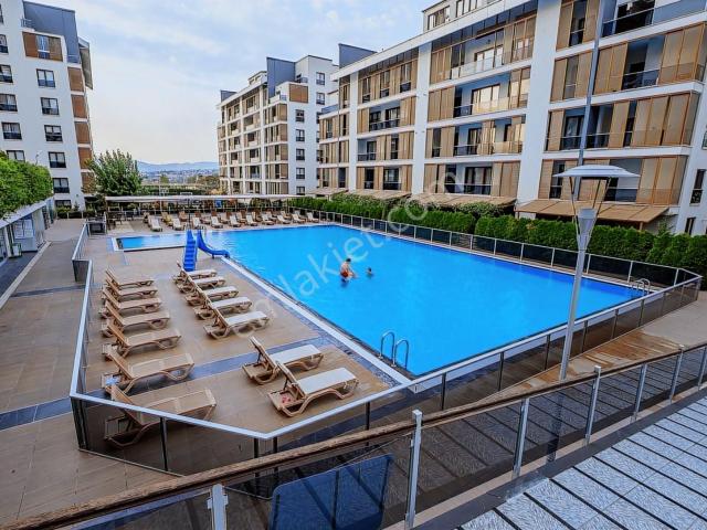 Remax Area Dan Balat Geçitpark Sitesi Satılık Ara Kat 3+1 Daire