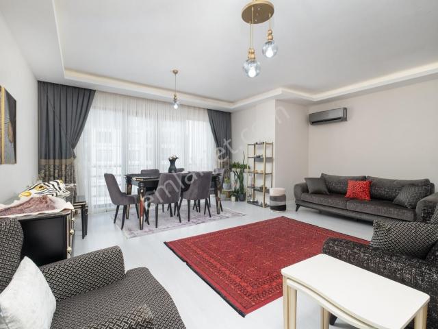 Remax Area Dan Gazi Caddesinde Satılık Ara Kat 3+1 Daire