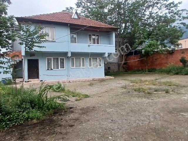 Remax Area Dan Kayıhan Da Satılık Ticari Arsa Ve Müstakil Ev