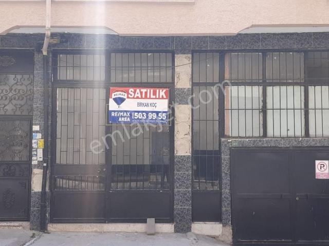 Remax Area'dan Adliye Yakınında Kullanıma Hazır Dükkan