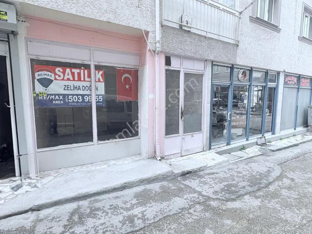 Re/max Area'dan Satılık Dükkan