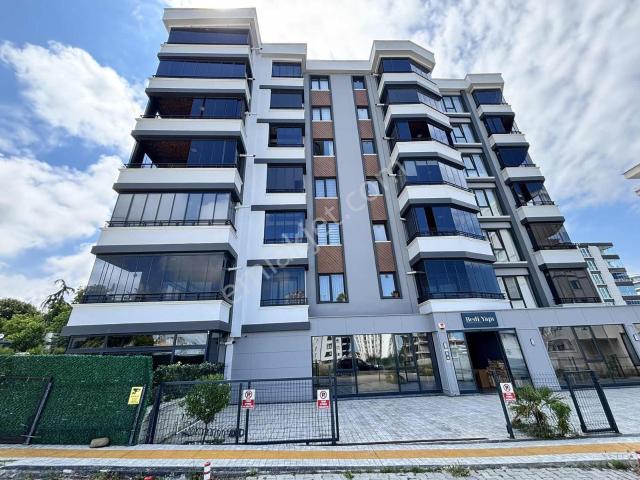 Remax / Can Baydır / Alaçam Cd. Deniz Manzaralı Kiralık 2+1