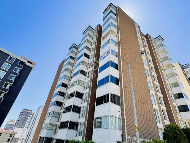 Remax / Can Baydır / 2+1 Kiralık Daire Yenimahalle