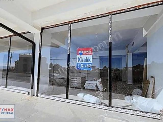 Remax Centralden Kiralık 170 M2 Bacalı Dükkan