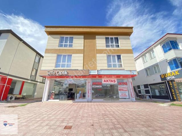 Remax Dem'den Araştırma Hastanesi Karşısı Kiralık Dükkan