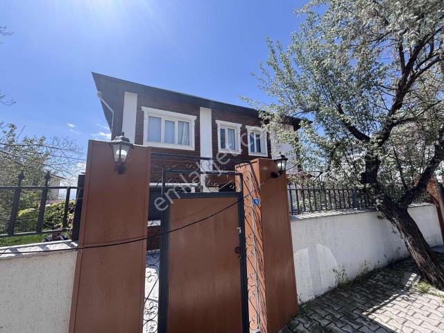 Remax Dem'den Barbaros Mahallesinde Komple Satılık 3+1 Bina