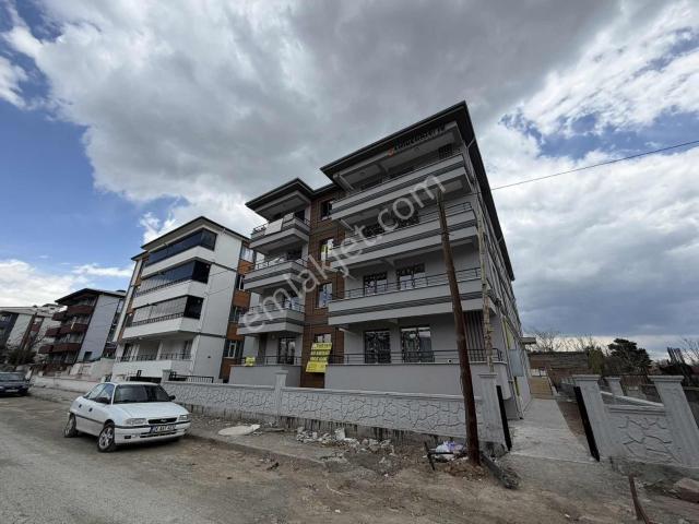 Remax Dem'den Hocabey Mah Yeni Hastane Yakını 2+0 Kiralık Daire