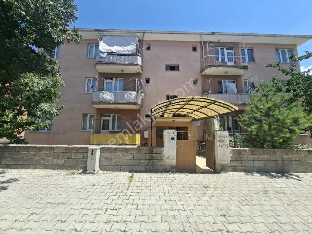 Remax Dem'den Yavuzselim Mah. Geniş 3+1 Kiralık Daire
