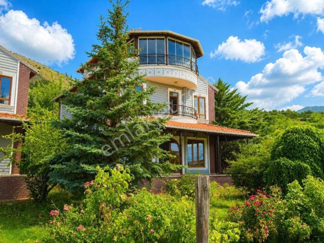 Remax Dem'den Yaylabaşının En İyi Konumunda Satılık Villa 723 M2