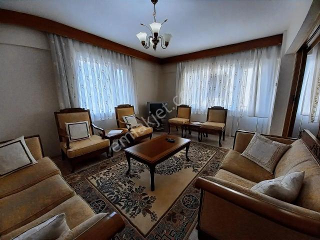 Remax Desıgn Erenler Pınar Sıt.eşyalı Kiralık 3+1 Daire
