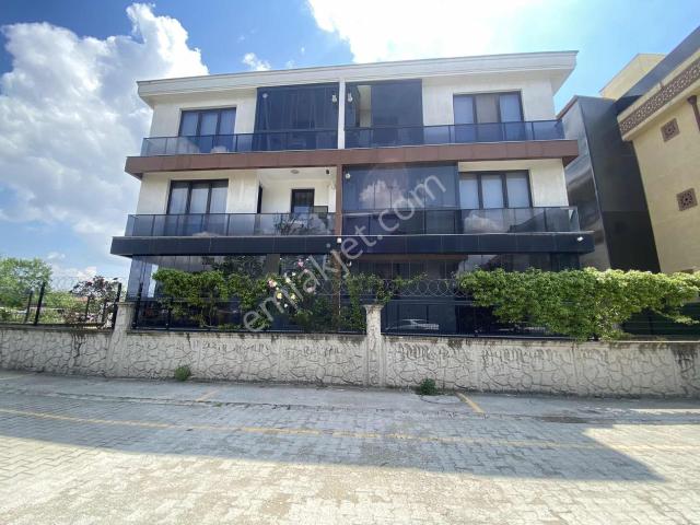 Remax Desıgn Şeyma Adapazarı Güneşler 2+1 Satılık Daire
