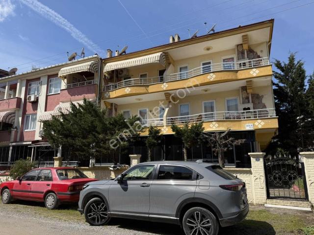 Remax Desıgn Karasu Aziziye Mah. Denize Sıfır Satılık 2+1