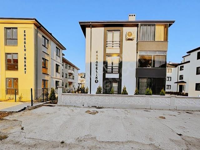Remax Design İlkay Akyazı Süleymanpaşa Mah. Satılık 1+1 Daire