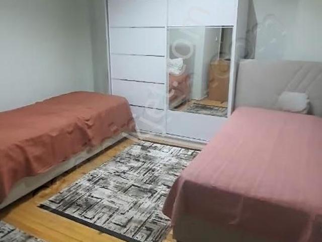 Remax Fuat Demirelli Bayrampaşa Merkez De Genç Bina Da 2+1