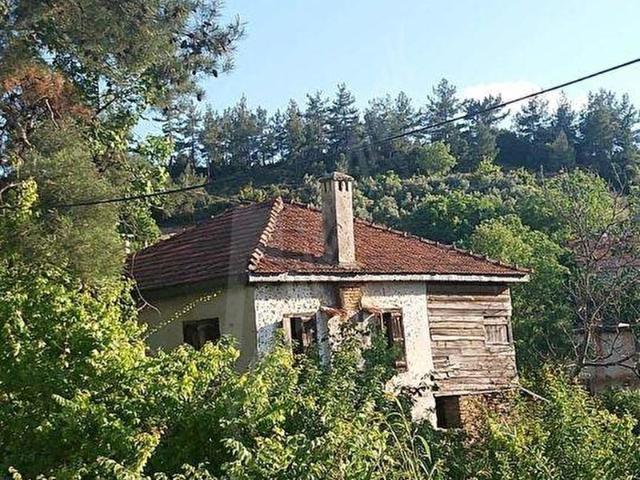 REMAX HÜR HALIL ÖZTÜRK YATIRIMLIK ARSA