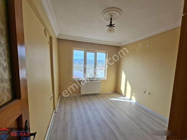 Re/max İnci'den Toygar Mah. Site İçinde 2+1 Kiralık Daire