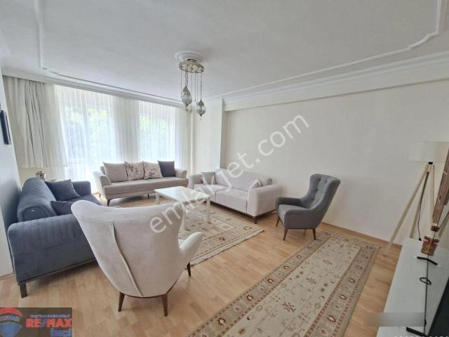 Re/max İnci'den Bahçelievler Mh. Demir Sitesinde Kiralık 3+1 Dubleks Daire