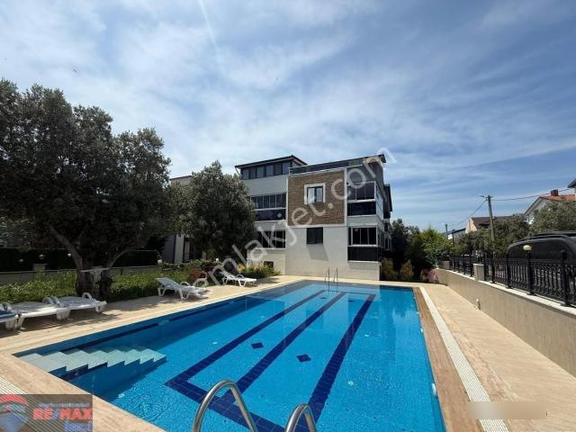 Re/max İnci'den Erdek Çuğra'da Havuzlu Sitede Masrafsız Dubleks Daire