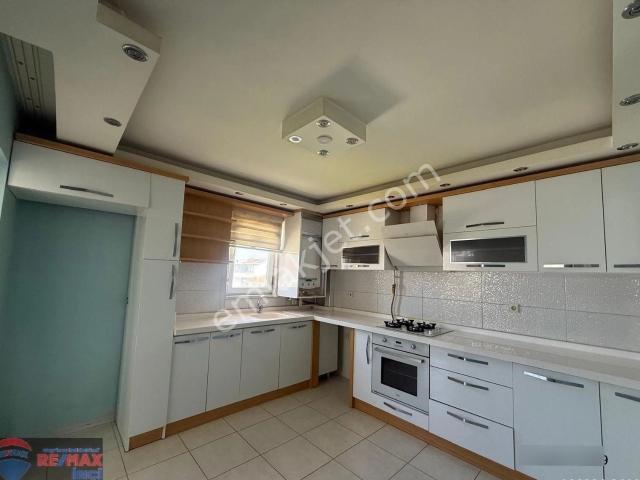 Re/max İnci'den Karesi Toygar Mah. Satılık Geniş 4+1 Teraslı Dubleks Daire