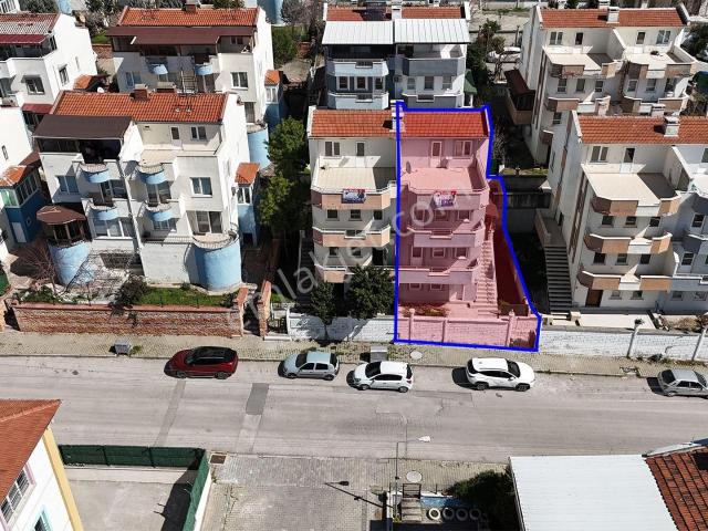 Re/max İnci'den Kuva i Milliye Mah Satılık 5+2 Fourlex Villa