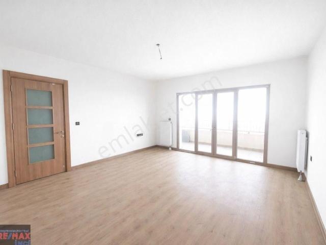 Re/max İnci'den Kuva i Milliye Mahallesi Kiralık 3+1 Daire