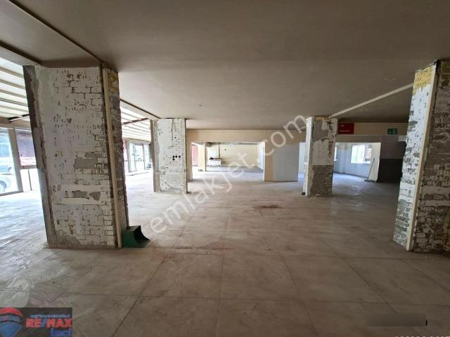 Re/max İnci'den Kuvay i Milliye Edremit Cad. Üzerinde Satılık 320 M² 3 Katlı Dükkan