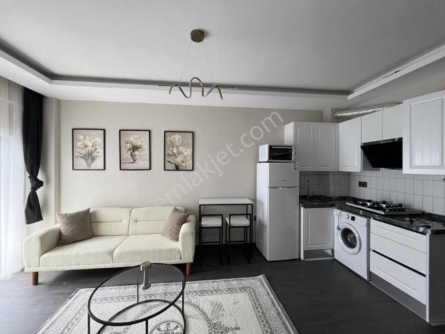 Remax İbrahim Bülbül Atakum Körfezde Satılık Havuzlu Eşyalı 1+1