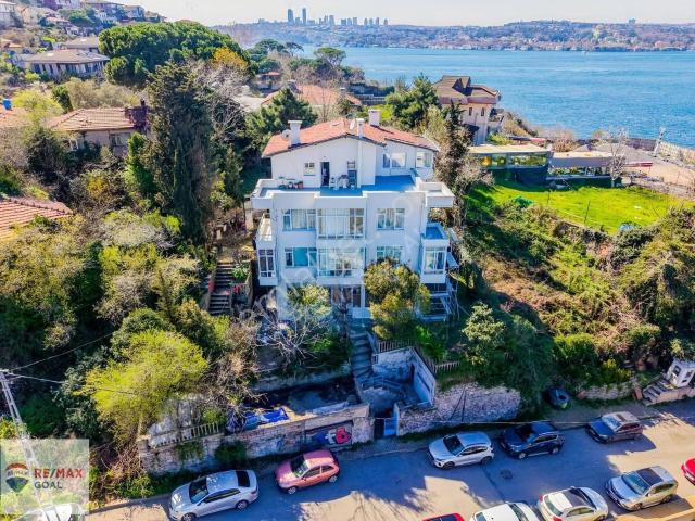Remax Şirvan'dan Panoramik Boğaz Manzaralı Triplex Müstakil Ev