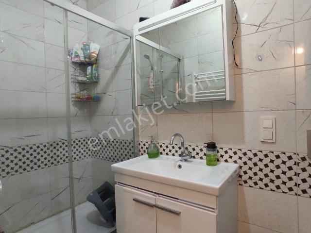 Remax Kaya Cennet Mahallesinde İskanlı 2+1 Satılık Fırsat Daire