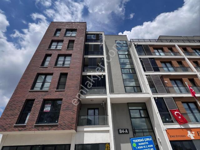Remax Land Hürriyet Mahallesi Toki 3+1 Kiralık Daire